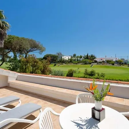 Sleeps 8 Pool Air Con T480239 * Vale do Lobo