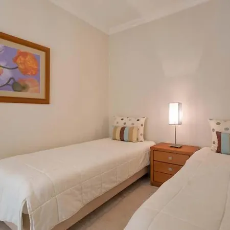 Sleeps 8 Pool Air Con T480239